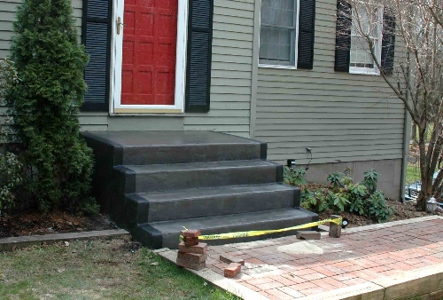 https://www.customconcretesolutionsct.com/wp-content/uploads/2019/04/James-Front-Steps.jpg