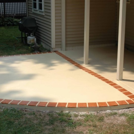 https://www.customconcretesolutionsct.com/wp-content/uploads/2019/04/West_Hartford_Patio_lg-540x540.jpg